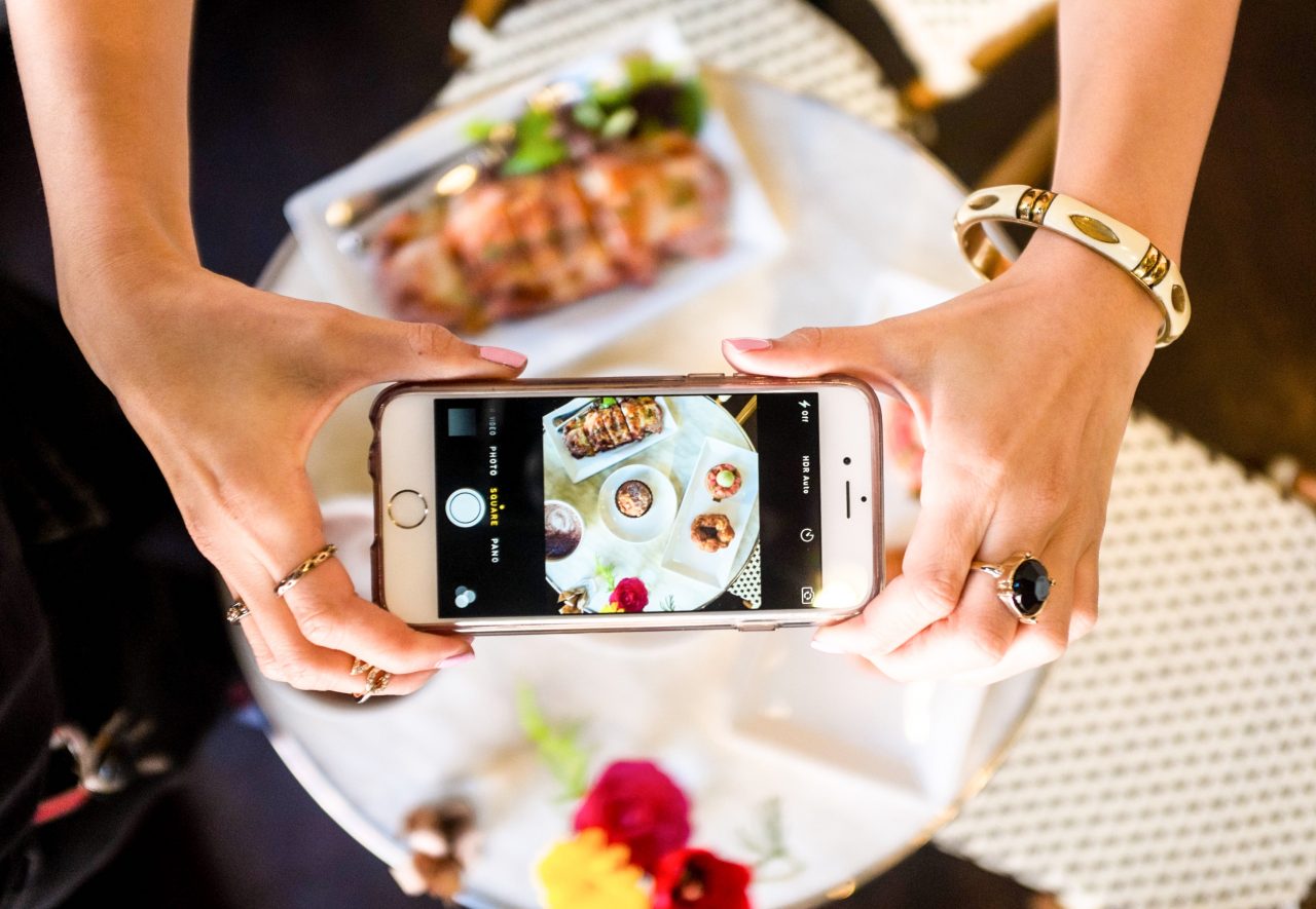 «Πόσους followers έχει το εστιατόριό σας στο Instagram;» - Πώς το Instagram αλλάζει τα δεδομένα στην εστίαση