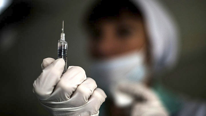 Κορωνοϊός: Η Ελλάδα θα προμηθευτεί το εμβόλιο της Οξφόρδης