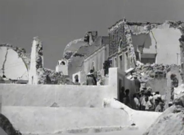 Seismos-Santorini-1956.jpg