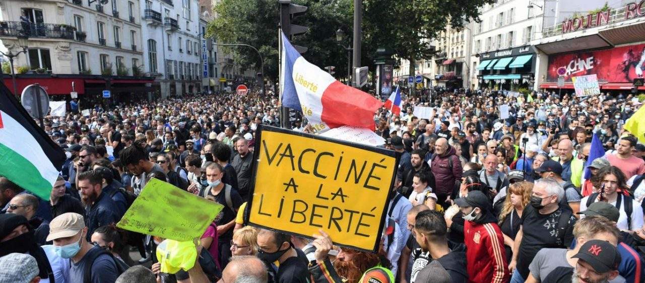 31virus-briefing-paris-protest-videosixteenbynine3000-1280x562.jpg