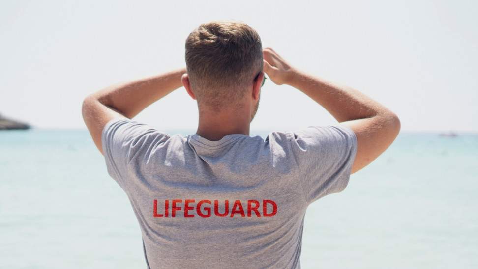 shutterstock-lifeguard-navagosostis