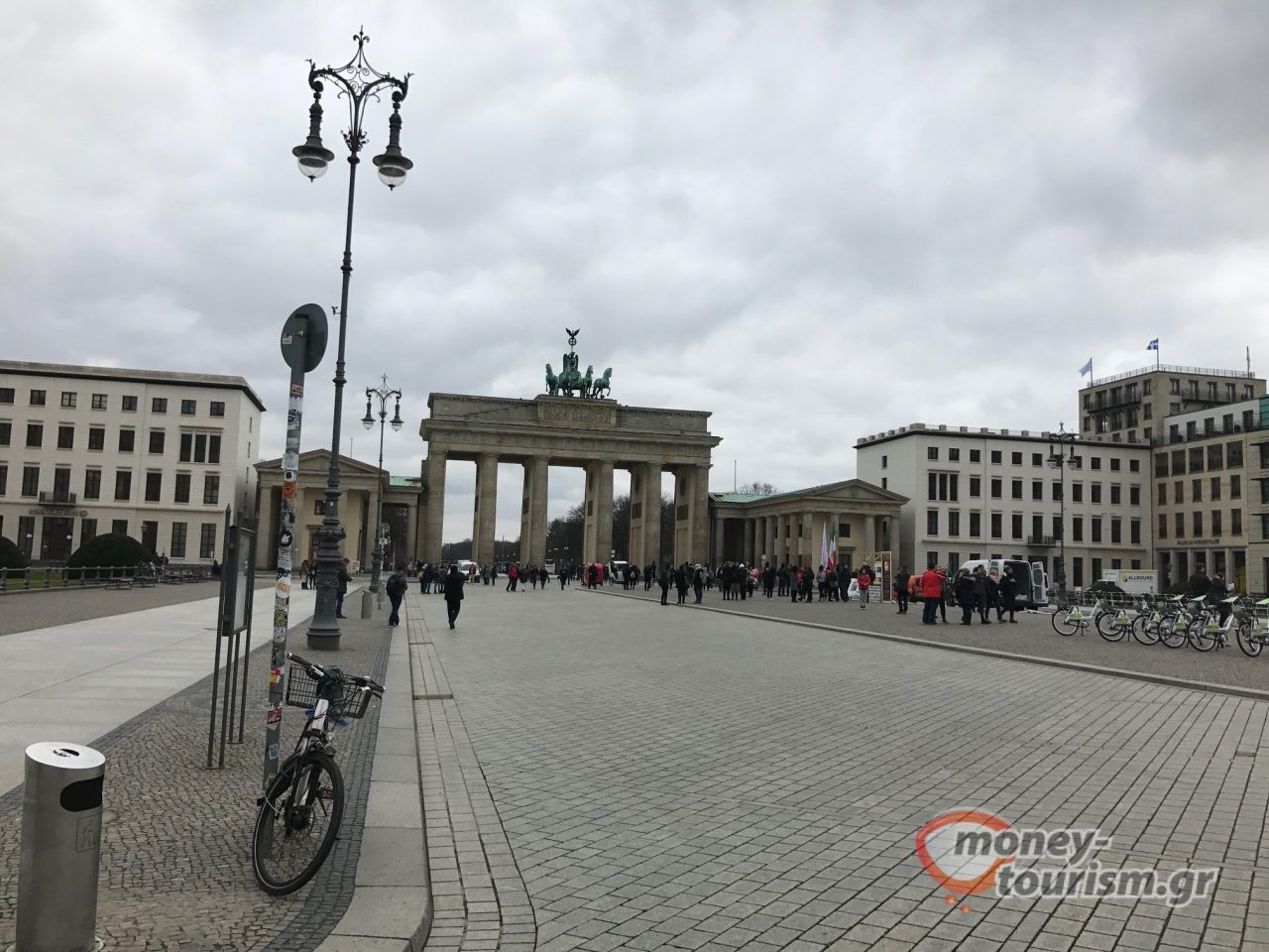 GERMANY-MONEY-TOURISM-PHOTO-IMG_3892-1280x960.jpg